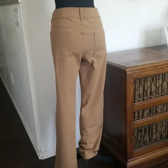 Faded Glory Skinny Size 18 in tan - Picture 2 of 4